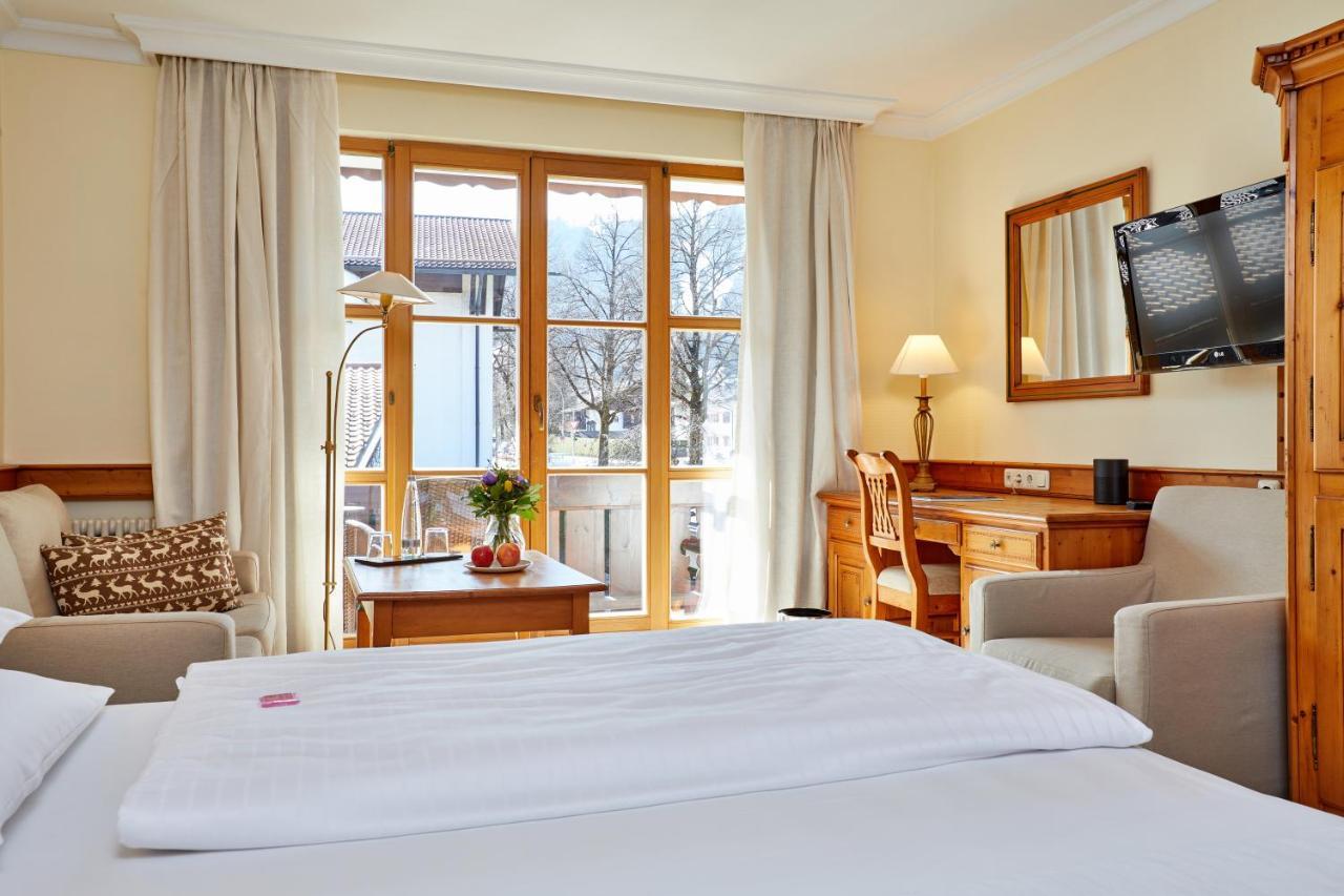 Hotel Zugspitze Garmisch-Partenkirchen Ngoại thất bức ảnh